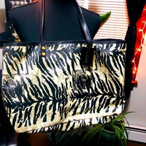 LAMB Vintage Newspaper Elephant/Zebra Tote✨